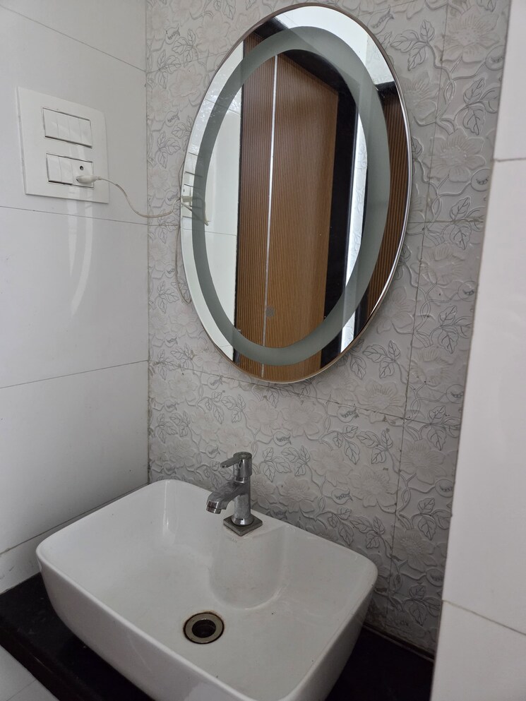 Bathroom, suman-classic 3.5 Bedroom 1860 Sq.Ft. Apartment In Wadgaon Sheri Pune 8920832