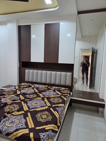Bedroom in 3.5 BHK Apartment at Suman Classic, Wadgaon Sheri – for Rent