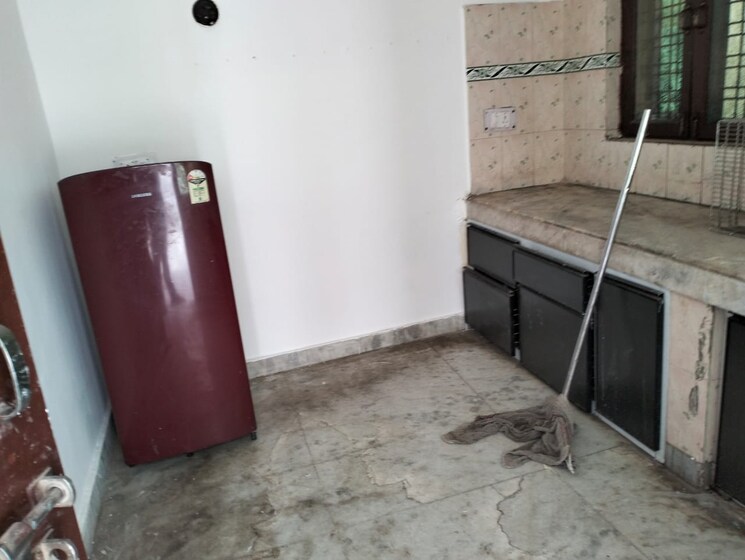 Room, sector 38 1 Bedroom 1000 Sq.Ft. Builder Floor In Sector 38 Gurgaon 8920833