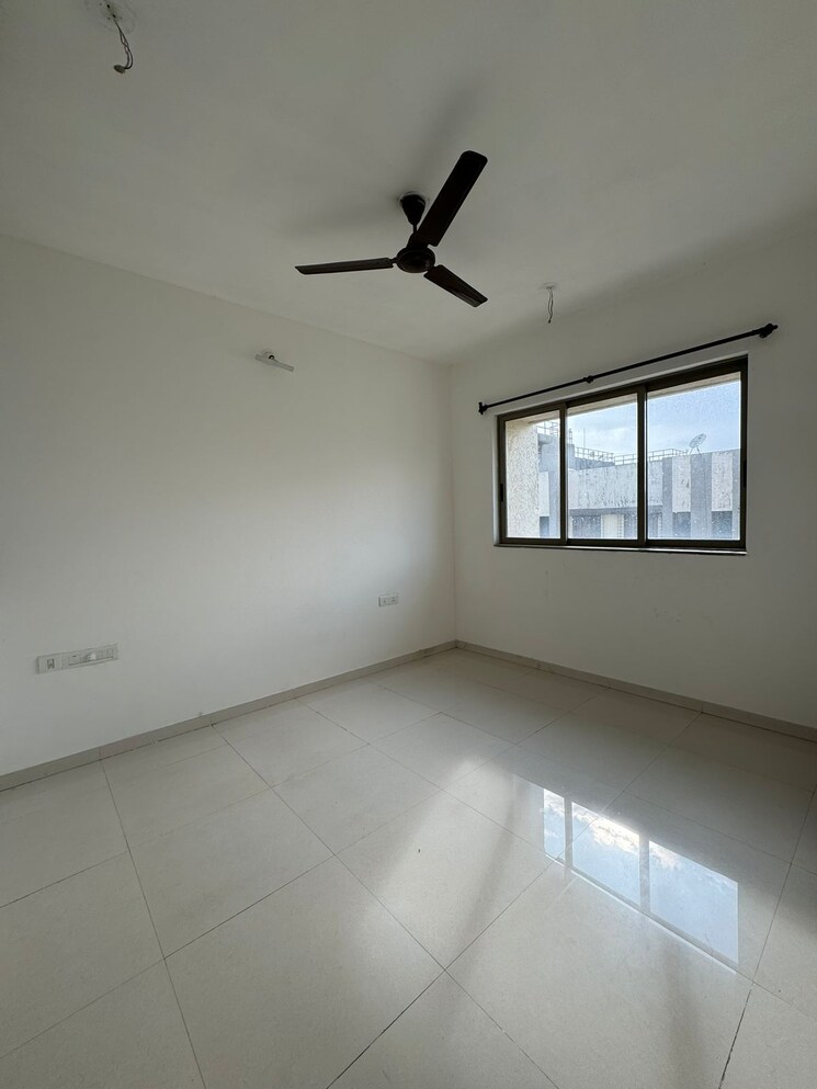 Room, puranikcity-building-no-d1-d2-h-chs-ltd 2 Bedroom 650 Sq.Ft. Apartment In Ghodbunder Road Thane 8920837