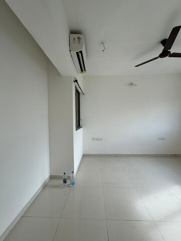 Bathroom in 2 BHK Apartment at PuranikCity Building No D1 D2 & H Chs Ltd, Ghodbunder Road – for Rent