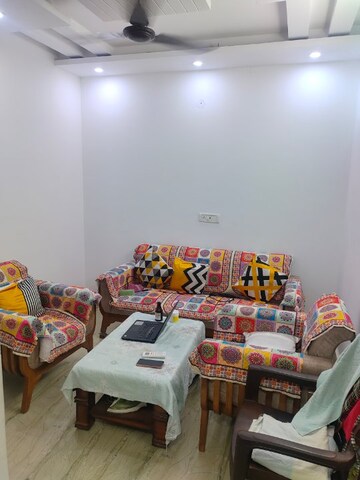 2 BHK Builder Floor For Sale in Om Vihar