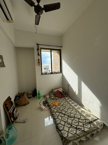 Bedroom in 2 BHK Apartment at Lodha Splendora, Ghodbunder Road – for Rent