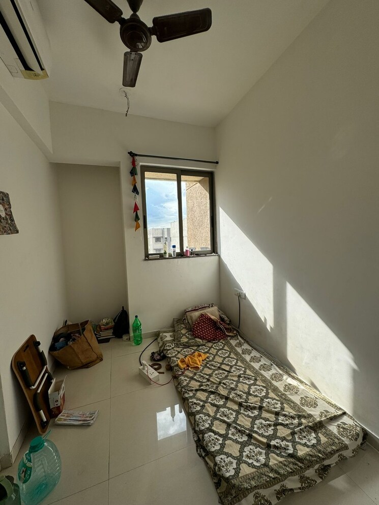 Bedroom, lodha-splendora 2 Bedroom 771 Sq.Ft. Apartment In Ghodbunder Road Thane 8920845