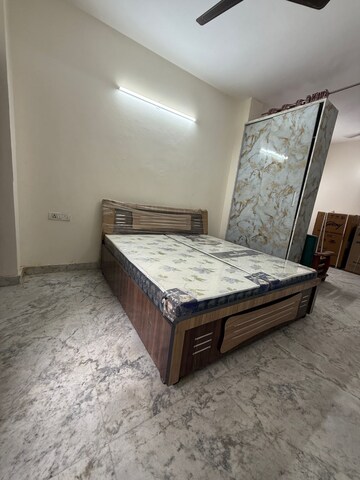 Bedroom in 2 BHK Builder Floor at Sector 45 – for Rent