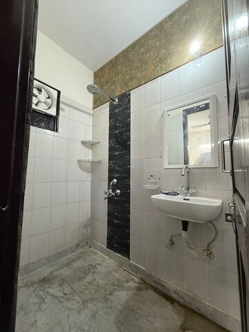 Kitchen in 2 BHK Builder Floor at Sector 45 – for Rent