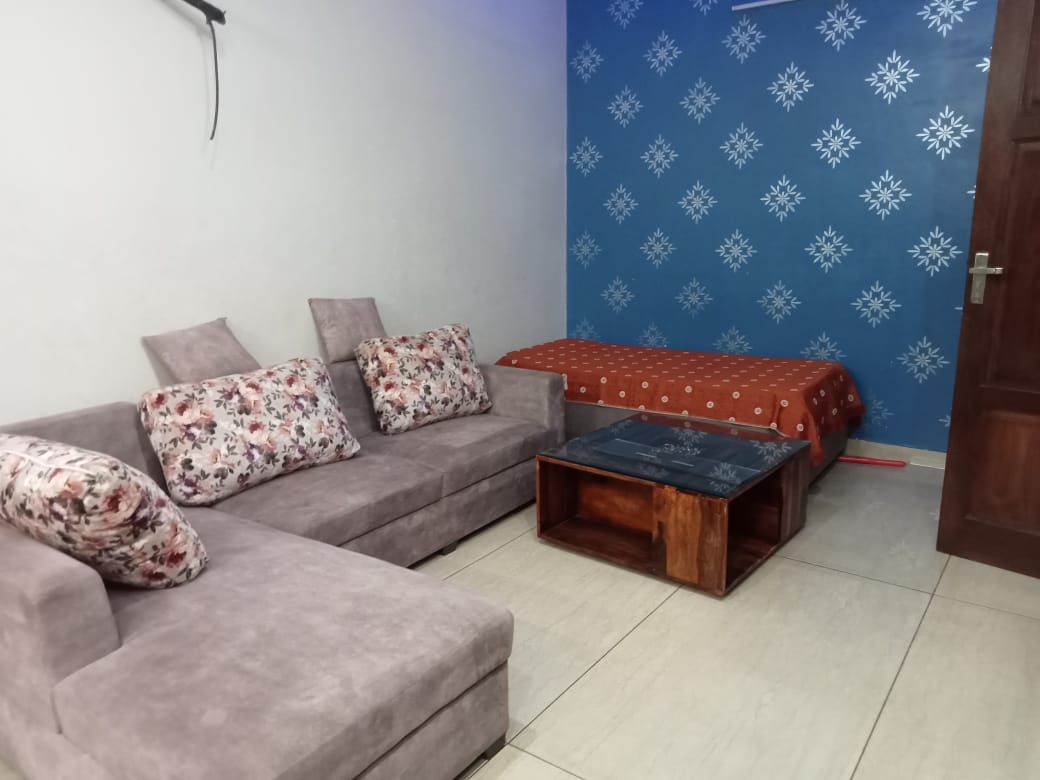 1 BHK Builder Floor For Rent in Sector 40 