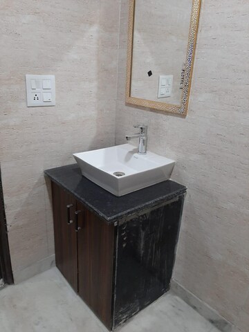 Master Bedroom in Studio Builder Floor at Sector 40 – for Rent