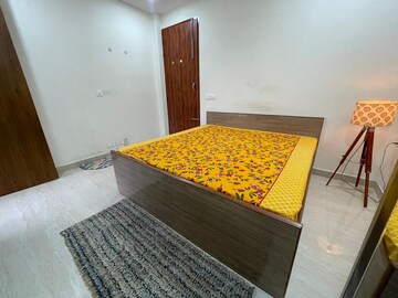 Bedroom in 1 RK Builder Floor at Sector 40 – for Rent