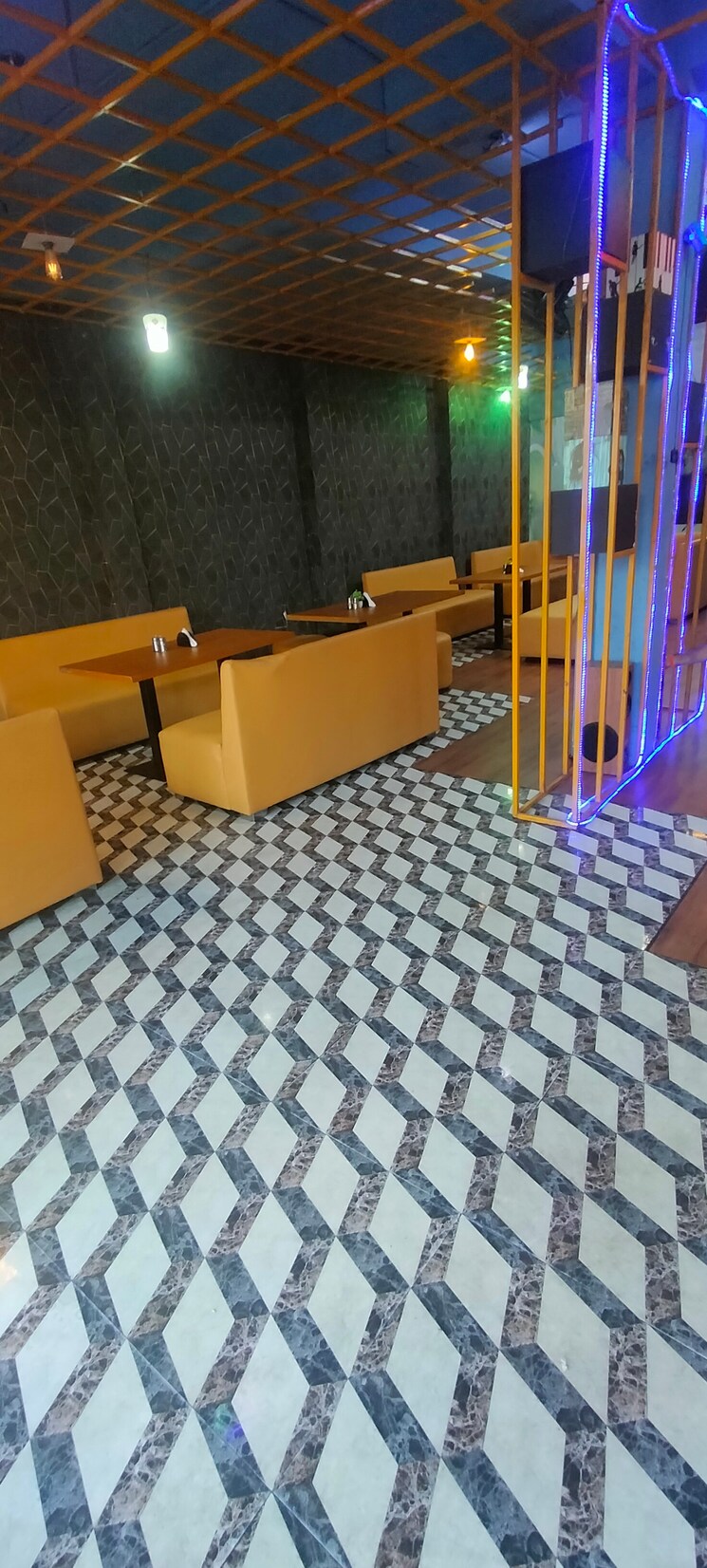 Floor Plan, gomti nagar Commercial Office Space 3000 Sq.Ft. In Gomti Nagar Lucknow 8920888