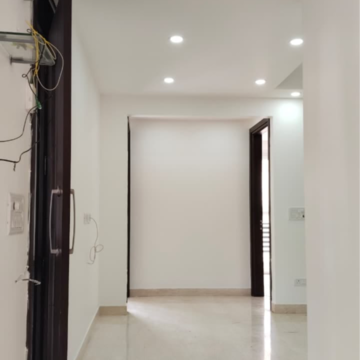 Building Lobby in 3 BHK Builder Floor at Sector 23a – for Rent