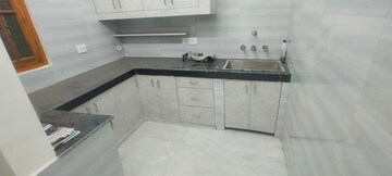 Kitchen in 2 BHK Villa at Gomti Nagar – for Rent