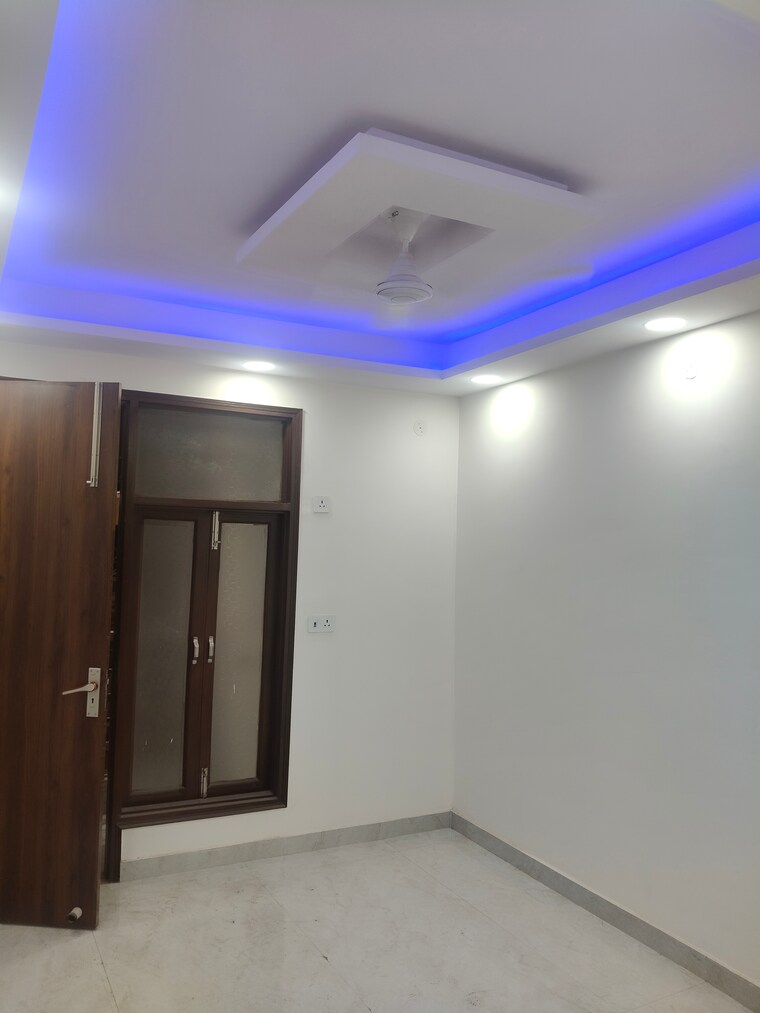 Room, govindpuri 3 Bedroom 910 Sq.Ft. Builder Floor In Govindpuri Delhi 8920936