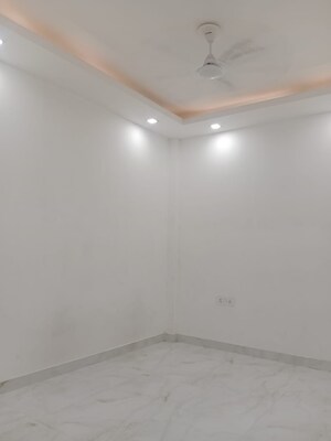 Room in 2 BHK Builder Floor at Govindpuri – for Sale