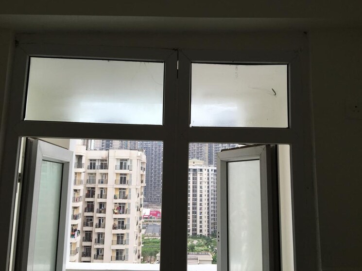 Room, mahagun-moderne 2 Bedroom 1250 Sq.Ft. Apartment In Sector 78 Noida 8920972