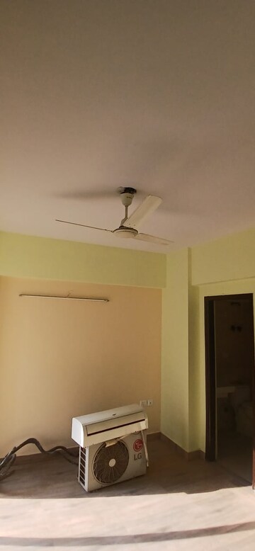 Furnished Amenities in 2 BHK Apartment at Sethi Max Royale, Sector 76 – for Sale
