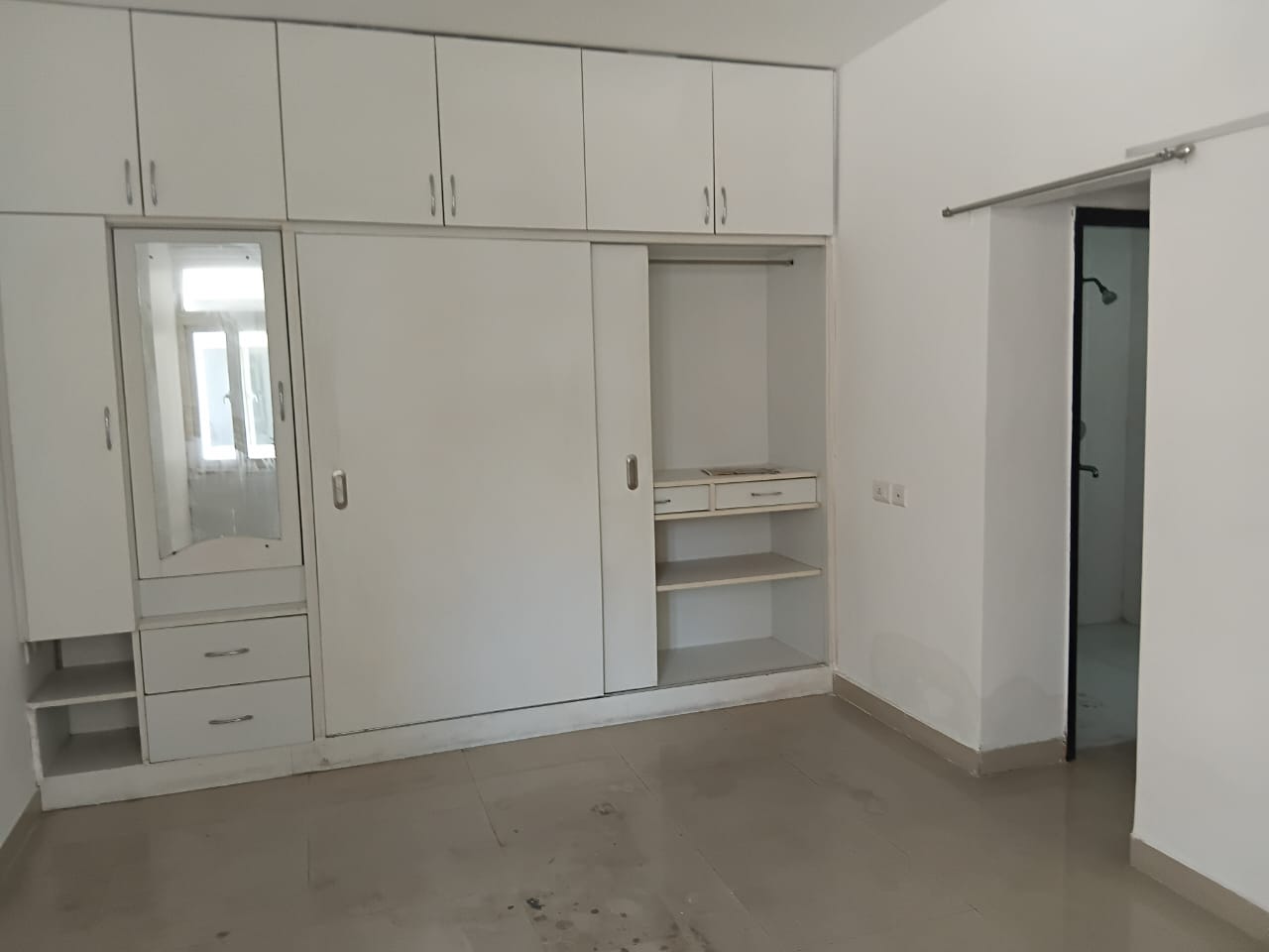 3 BHK Apartment For Rent in Prateek Wisteria