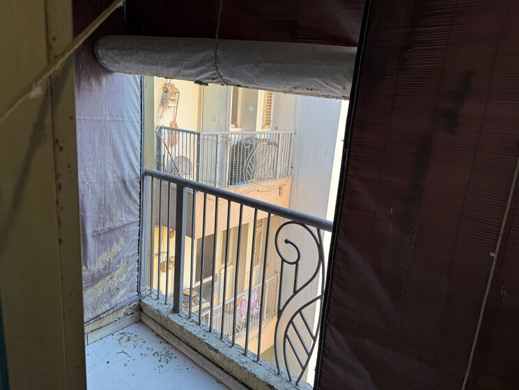 Balcony, prateek-laurel-phase-ii 4 Bedroom 2100 Sq.Ft. Apartment In Sector 120 Noida 8920991