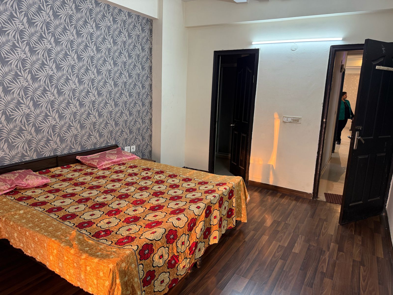 4 BHK + Pooja Room,Servant Room Apartment For Rent in Prateek Laurel Phase-II