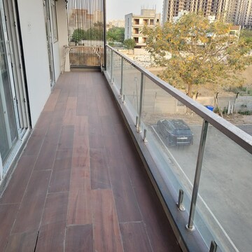 Balcony in 2.5 BHK Builder Floor at M3M Soulitude, Sector 89 – for Rent