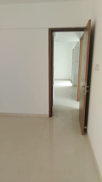 Room in 2 BHK Apartment at ARV Uthville, Kharadi – for Rent