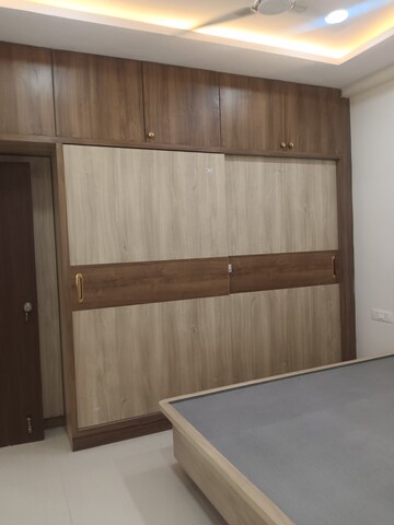 Furnished Amenities in 3 BHK Apartment at Manikonda – for Rent
