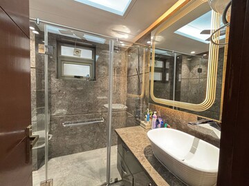 Attached Bathroom in 3 BHK Apartment at Nova 10 Elegance, Kharghar Sector 37 – for Sale