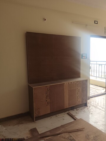 Room in 3 BHK Apartment at Manikonda – for Rent