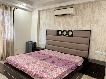 Bedroom in 2.5 BHK Builder Floor at Baani Square, Sector 50 – for Rent