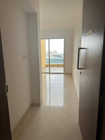 Room in 2 BHK Apartment at Ganga Platino, Kharadi – for Rent