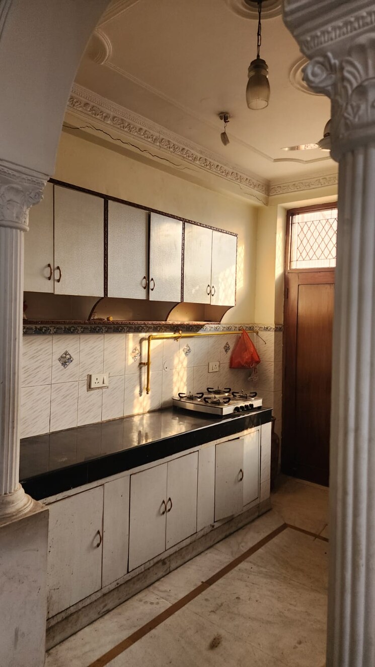 Kitchen, rwa-apartments-sector-41 3 Bedroom 1800 Sq.Ft. Builder Floor In Sector 41 Noida 8921087