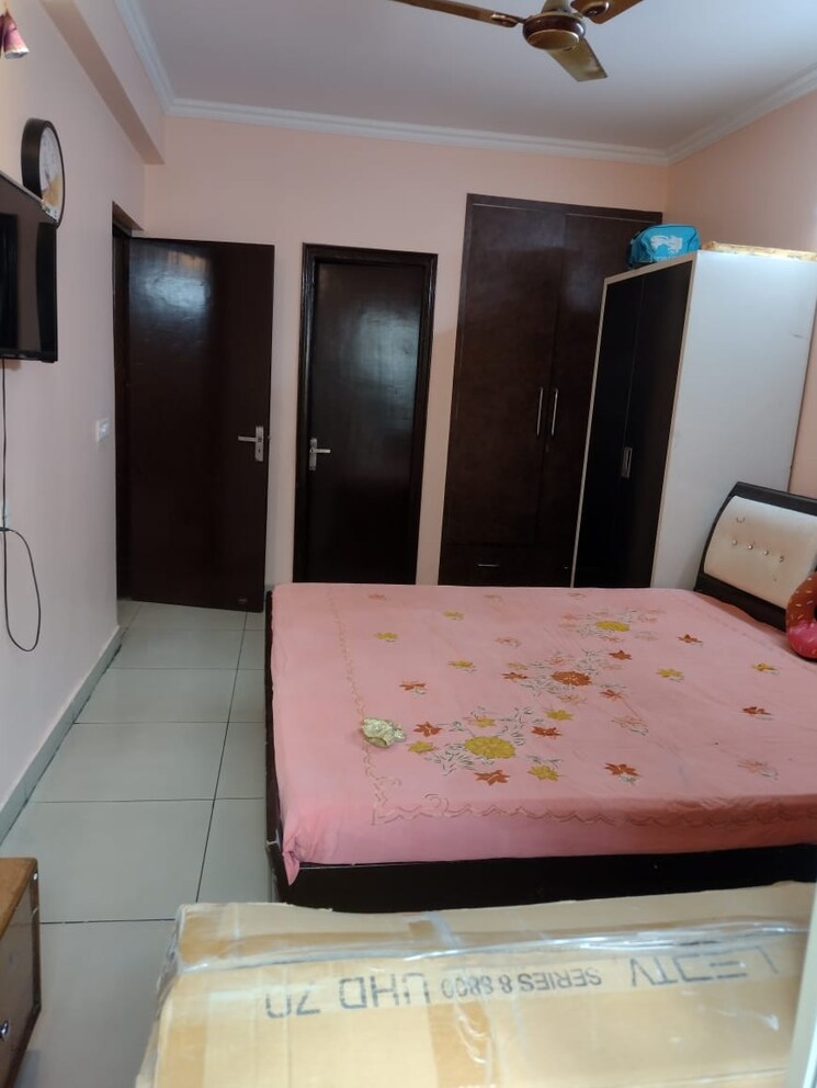 Bedroom, gaur-city-6th-avenue 3.5 Bedroom 1470 Sq.Ft. Apartment In Sector 4 Greater Noida Greater Noida 8921097