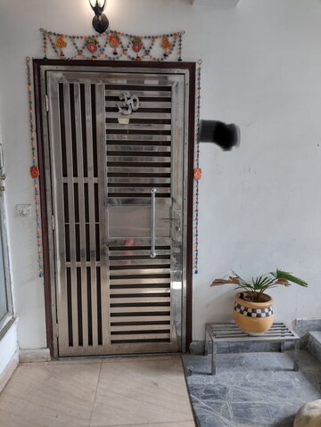 Staircase in 3.5 BHK Apartment at Gaur City 6th Avenue, Sector 4 Greater Noida – for Rent