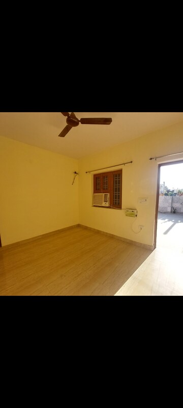 1 BHK Apartment For Rent in Sarita Vihar Pocket-J RWA, Sarita Vihar