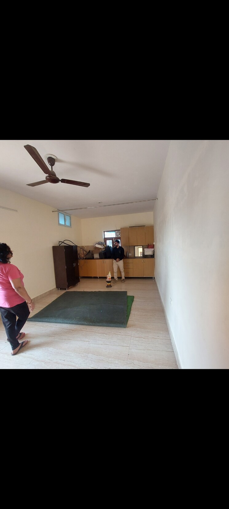 Bedroom, sarita-vihar-pocket-j-rwa 1 Bedroom 450 Sq.Ft. Apartment In Sarita Vihar Delhi 8921090