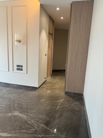 Room in 4 BHK Apartment at Lodha The World Towers World One Tier 2, Worli – for Rent