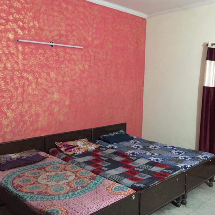Bedroom, sector 59 Pg For Girls In Sector 59 8921117