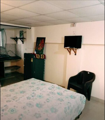Bedroom in 1 BHK Builder Floor at Sector 46 – for Rent