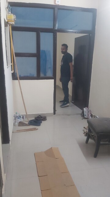 2.5 BHK Builder Floor For Rent in Mayur Vihar