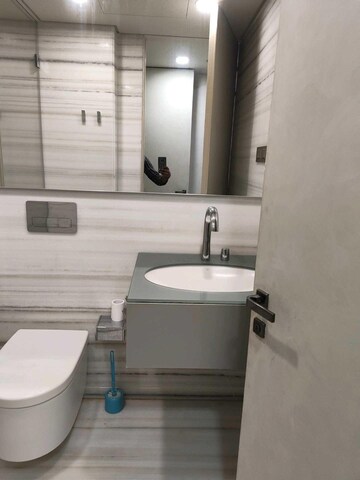 Bathroom in 4 BHK Apartment at Worli – for Rent