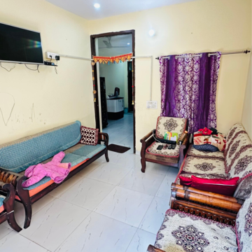 Bedroom in 3 BHK Independent House at Bindal Enclave, Phi Iv Greater Noida – for Rent