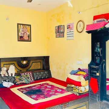 Bedroom in 3 BHK Independent House at Bindal Enclave, Phi Iv Greater Noida – for Rent