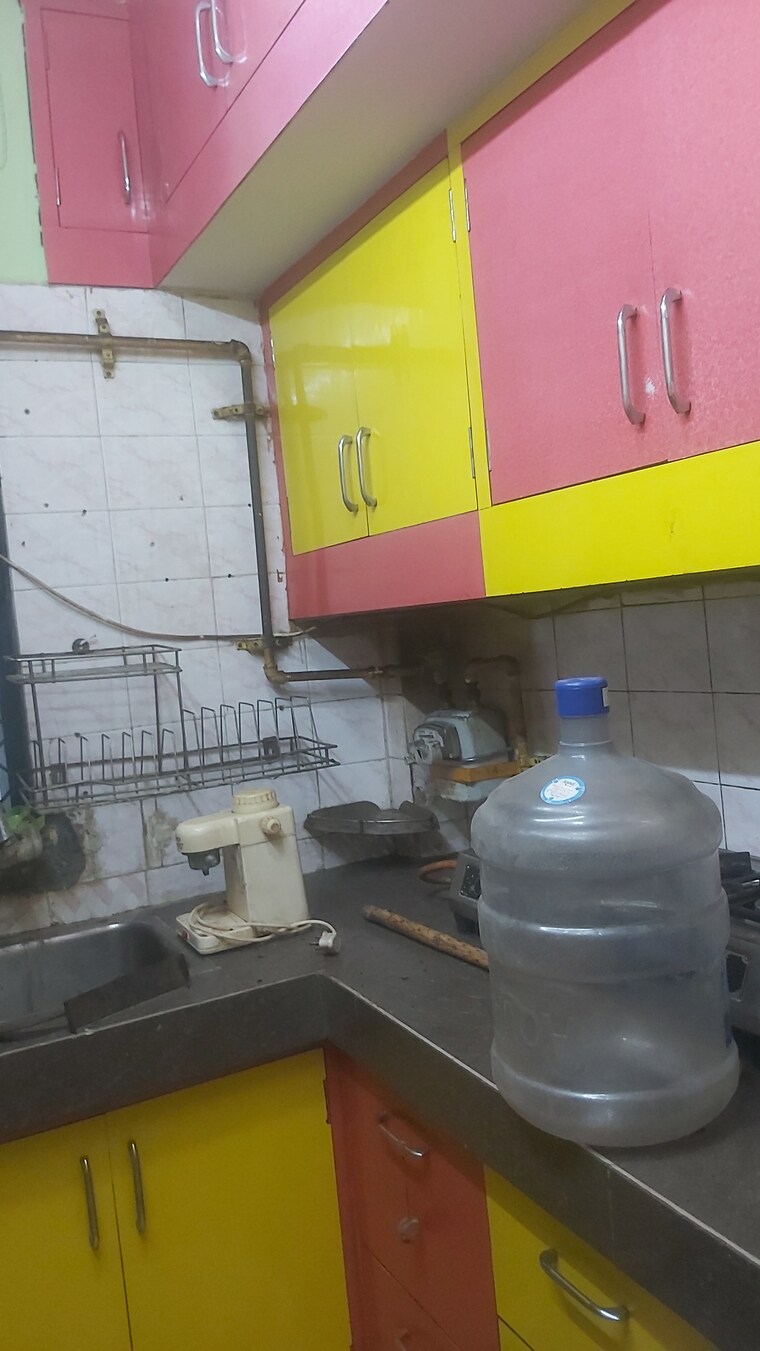 Kitchen, mayur vihar 2.5 Bedroom 430 Sq.Ft. Builder Floor In Mayur Vihar Delhi 8921226