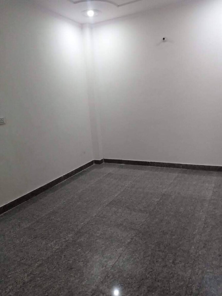 Room, rwa-neelkanth-apartment-ii 1 Bedroom 250 Sq.Ft. Builder Floor In Burari Delhi 8921243