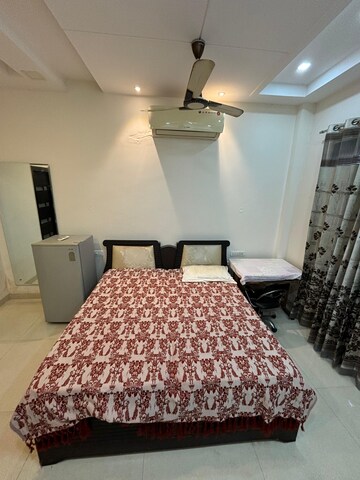Bedroom in 2 BHK Independent House at Sector 21 – for Rent