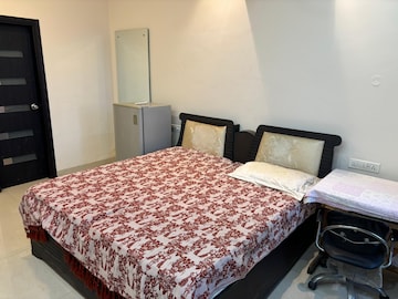 Master Bedroom in 2 BHK Independent House at Sector 21 – for Rent