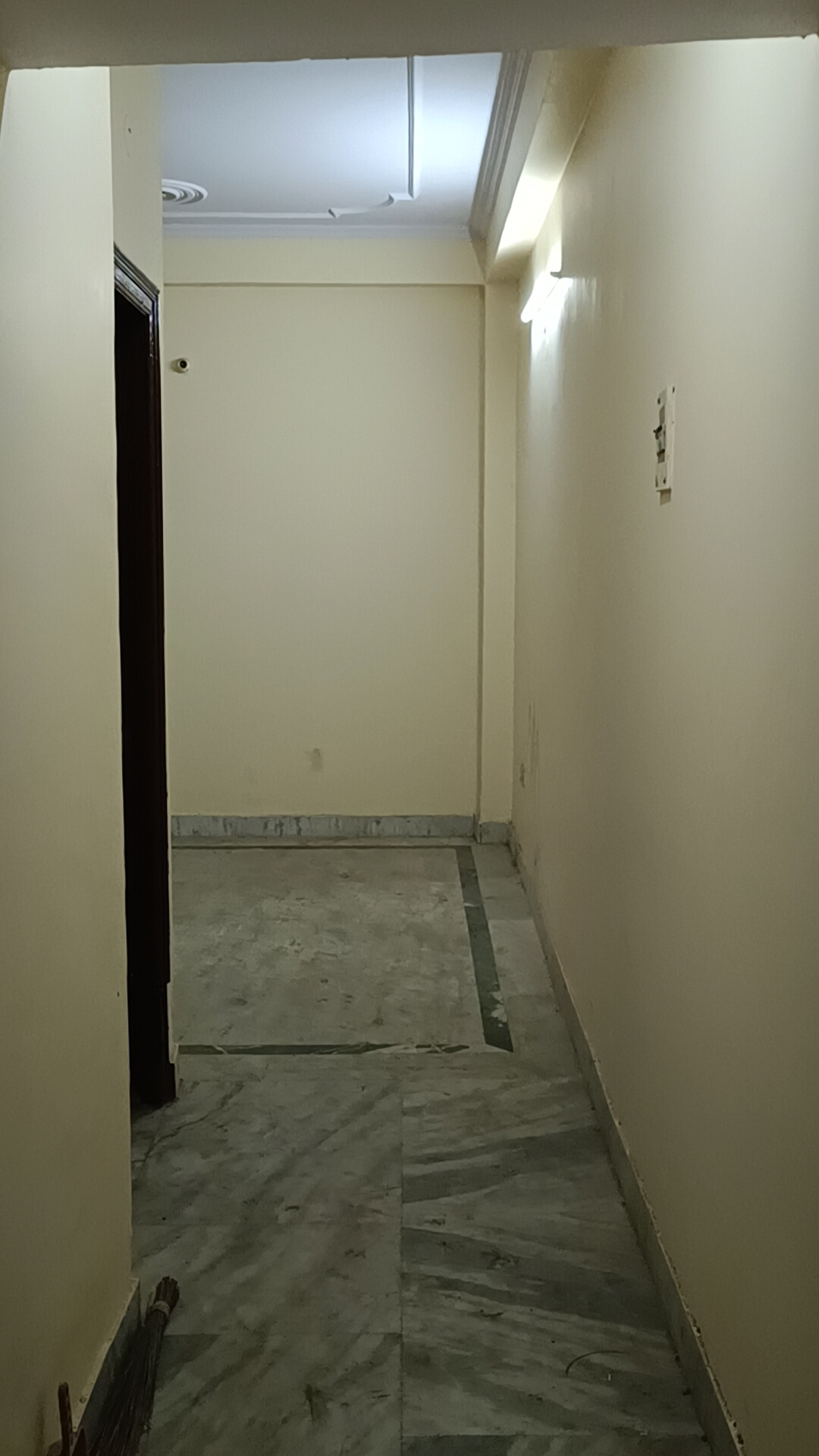 1.5 BHK Builder Floor For Sale in Dilshad Colony