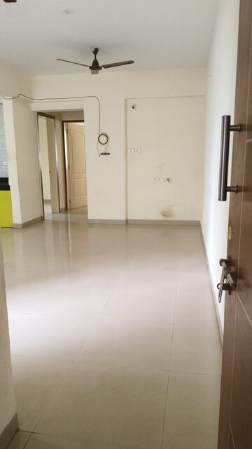 Room in 2 BHK Apartment at Highland Anandvan, Baner – for Rent