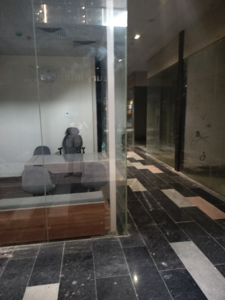 Floor Plan, galaxy-diamond-plaza Commercial Shop 330 Sq.Ft. In Sector 4 Greater Noida Greater Noida 8921368