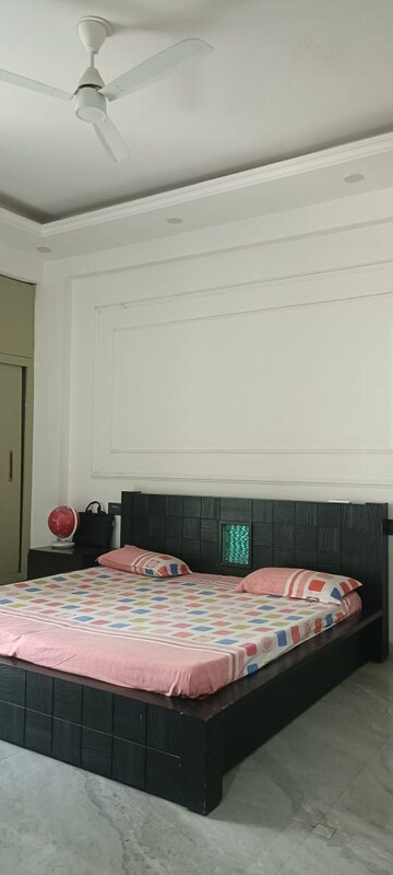Bedroom in 4 BHK Builder Floor at RWA Apartments Sector 50, Sector 50 – for Rent